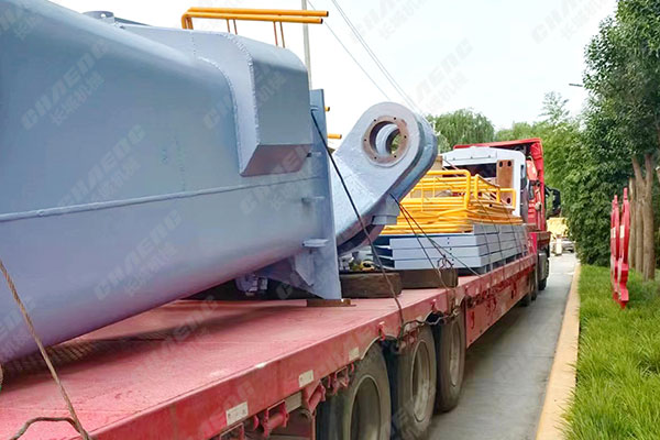 山東年產(chǎn)30萬噸礦粉線上殼體、搖臂發(fā)貨